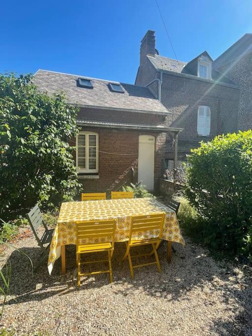 Jolie Maison Avec Jardin A 100M De La Plage Villa Etretat Exterior photo